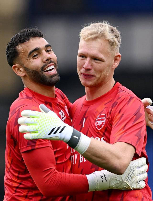 巴萨转会大动作!德容 拉菲尼亚离队,或转战英超 阿森纳送走七名球员