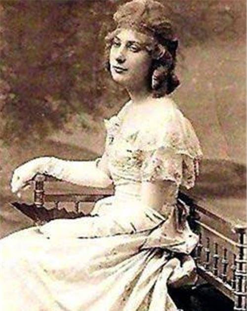 海伦_肯特_伍伦