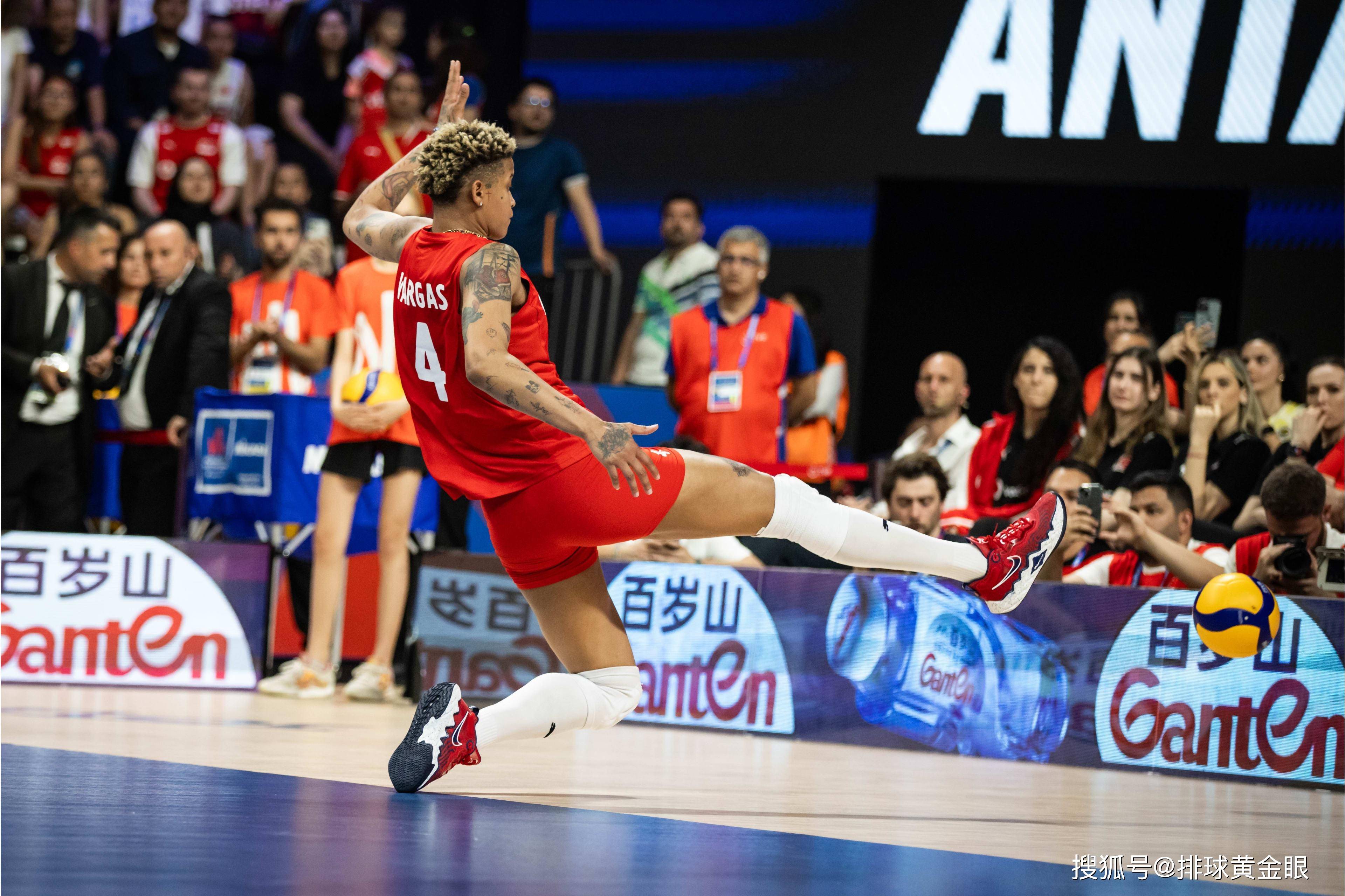 土耳其一传崩溃不敌意大利,暴露伪强队本色_卡拉库尔特_特罗波娃_联赛