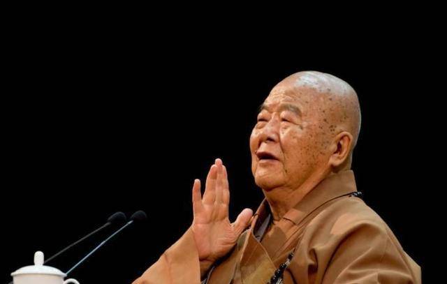 星云法师早年赴台入狱,晚年受病痛折磨辞世,死前留遗言警示