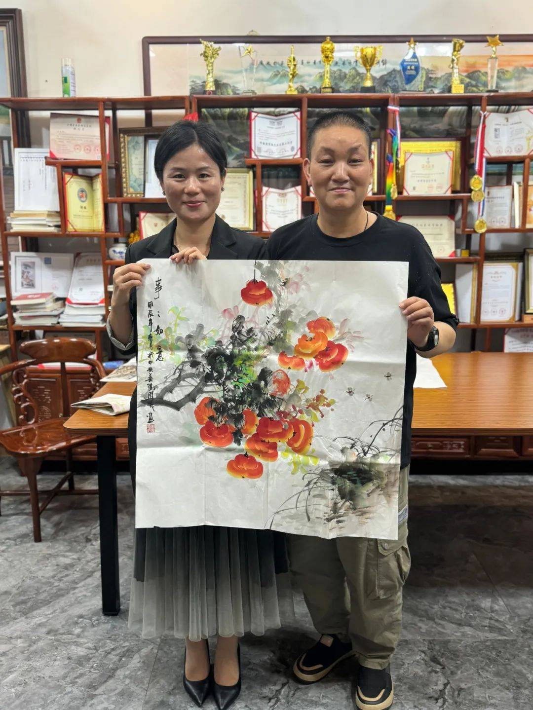 艺术服务生活 原则的坚定实践者——记著名画家周曦_作品_山水画_审美