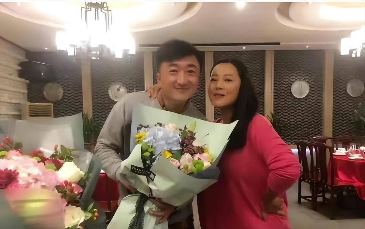 出演过《女人进城》,41岁抢救无效死亡,妻儿遭受打击