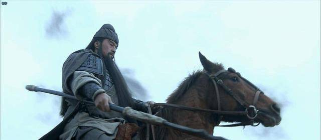 关羽没有温酒斩华雄,没有过五关斩六将,为何还受到人们的崇拜?