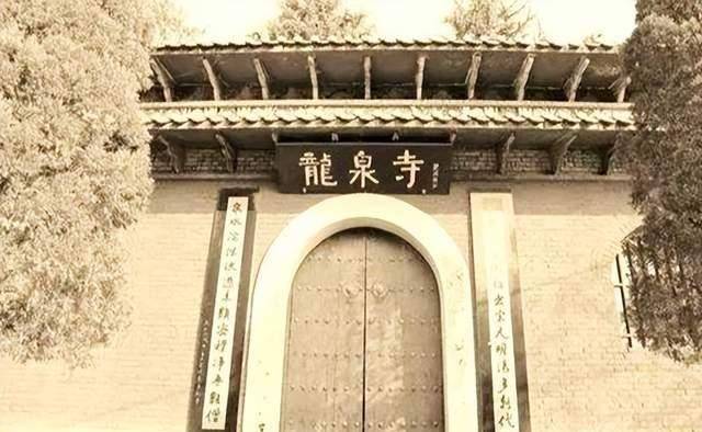 清华博士张明光:2009年不顾父母哀求执意出家,14年打造网红寺庙