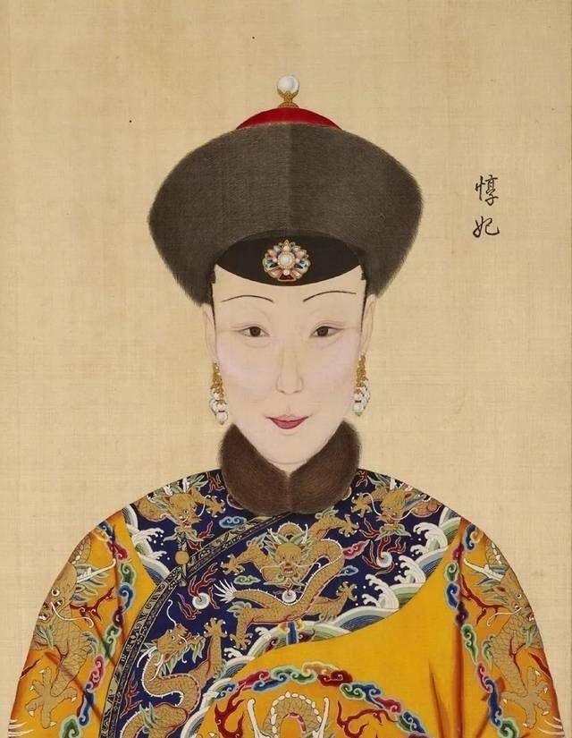 乾隆驾崩后留下9位嫔妃,有的还不到20岁,嘉庆咋对这些小妈的?