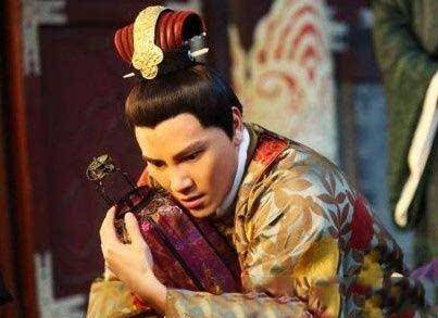 的悍妇,逼疯皇帝残害妃子,晚年皈依佛门得以善终_李凤娘_高宗_皇甫坦