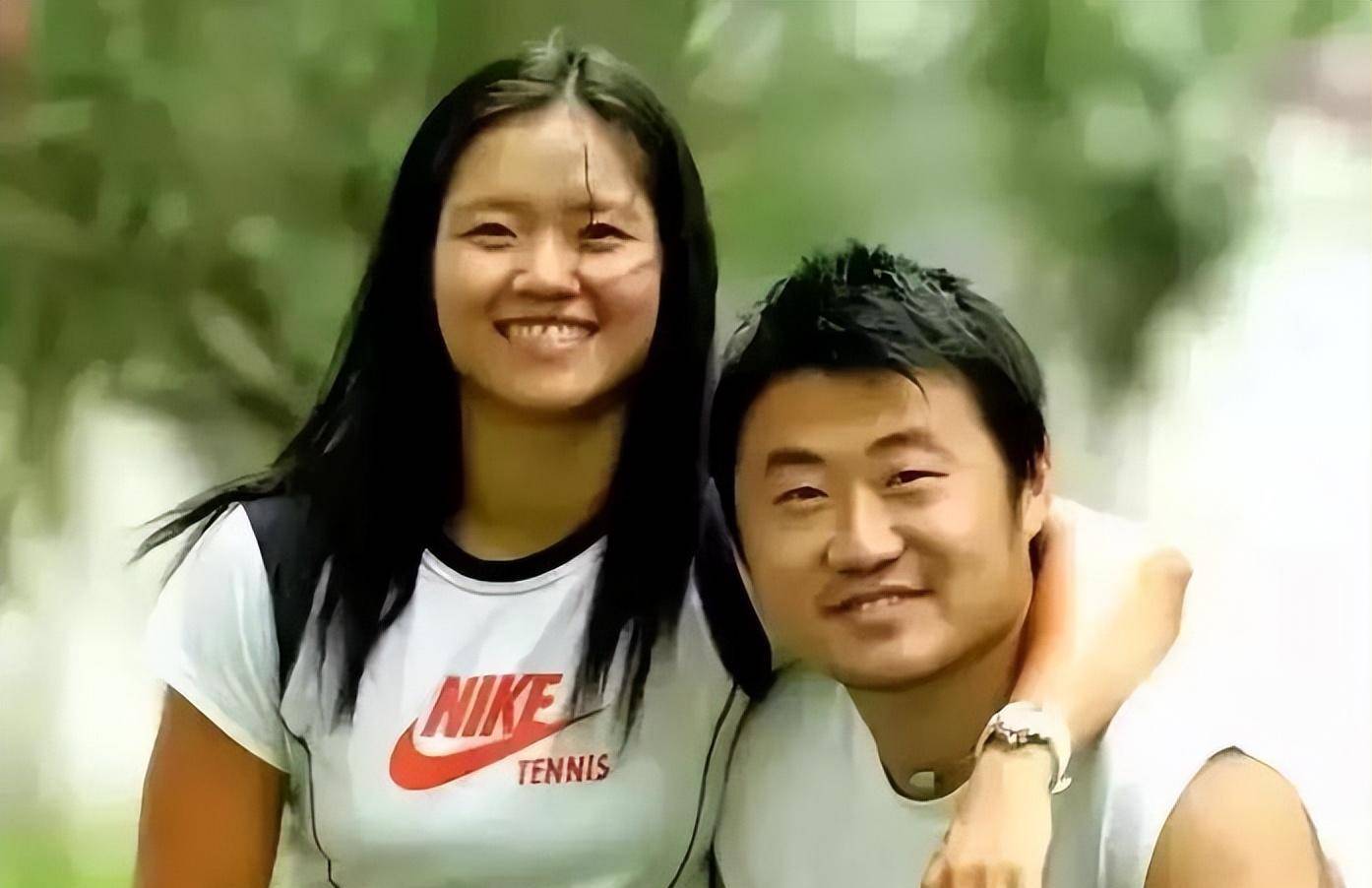 李娜:与丈夫姜山结婚16年没下过厨,从不拜访公婆,坚持不喊爸妈