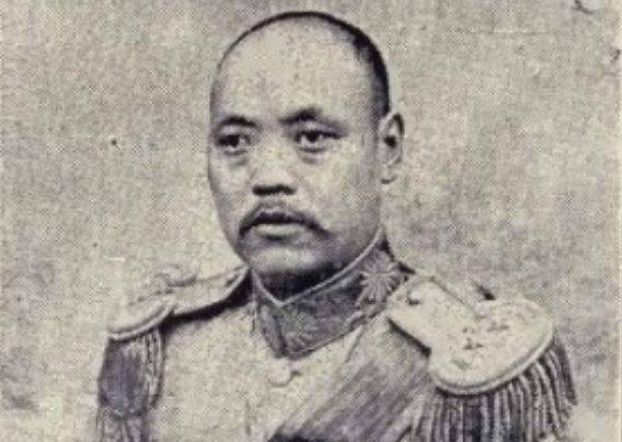 靳云鹏做官,嫌老娘做穷生意丢人!老娘一席话,换来儿子远大前程