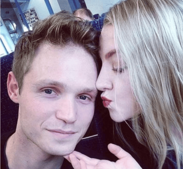 波特而终成情侣的演员们,哈利心里苦:同学成了老爸女友_德拉科