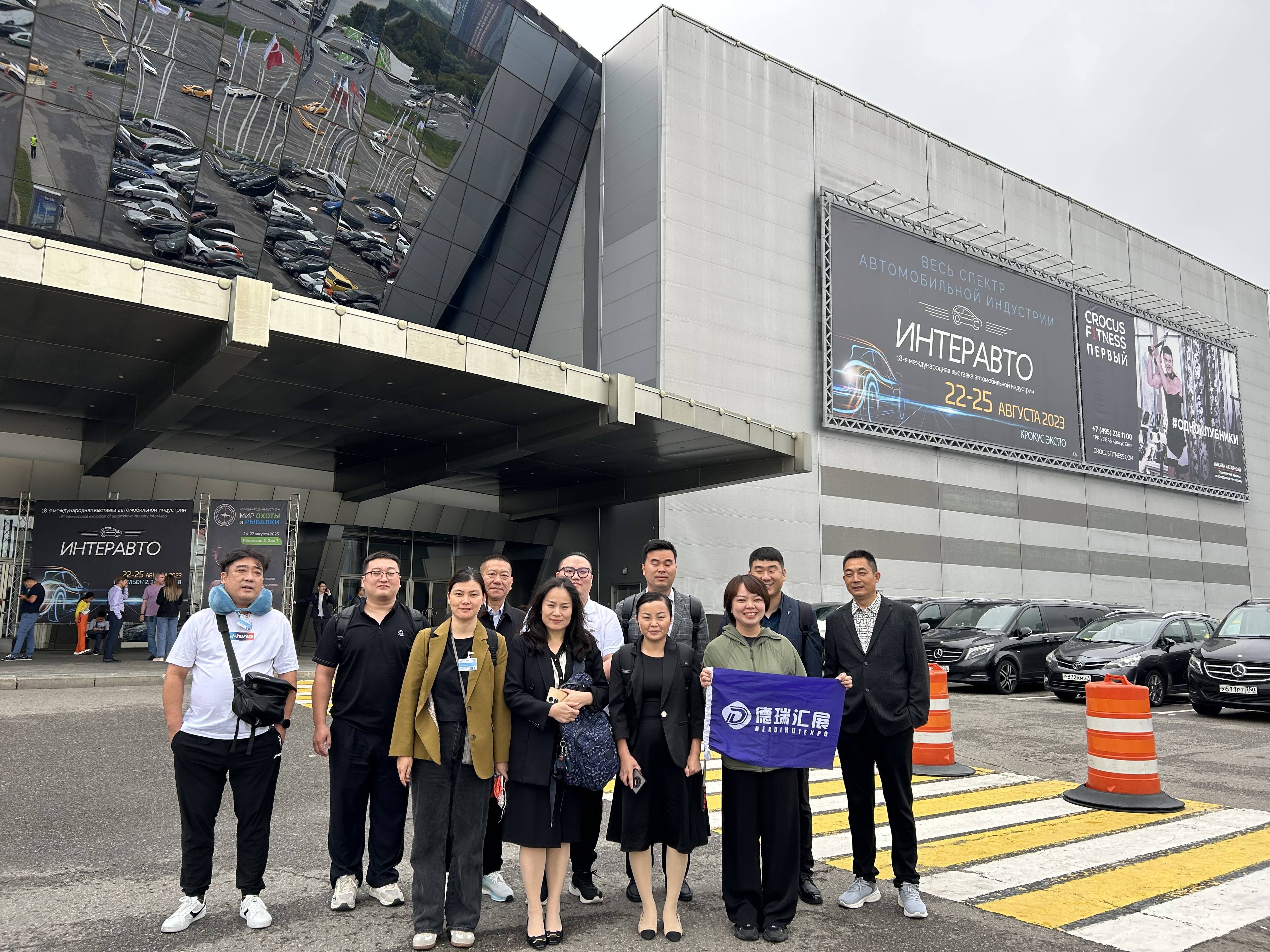 客车,重卡,中卡,轻卡,长头货车,平头货车,自卸车,厢式货车,罐体运输车