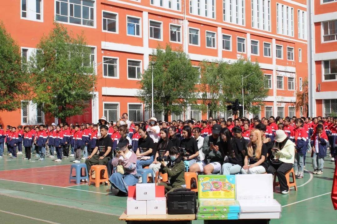 乐予基金会携手"索尼 梦想教室"走入山西宁武_教育_大学生_西关小学