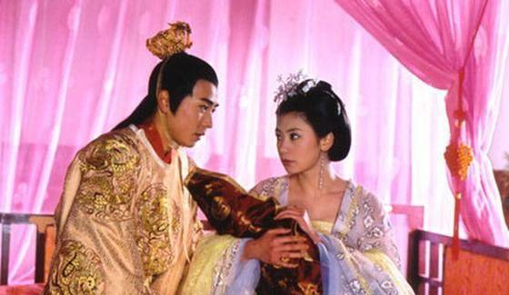 武则天为何毒杀姐姐韩国夫人?动了武则天的蛋糕,李治气得发火