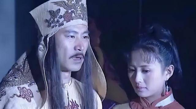 大家都知道新官上任三把火,傅善祥在当上了丞相以后,也提出了一些自己