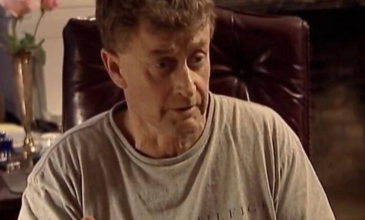 2001年轰动美国的楼梯杀人案:58岁作家被控杀妻,至今真相不明_迈克尔