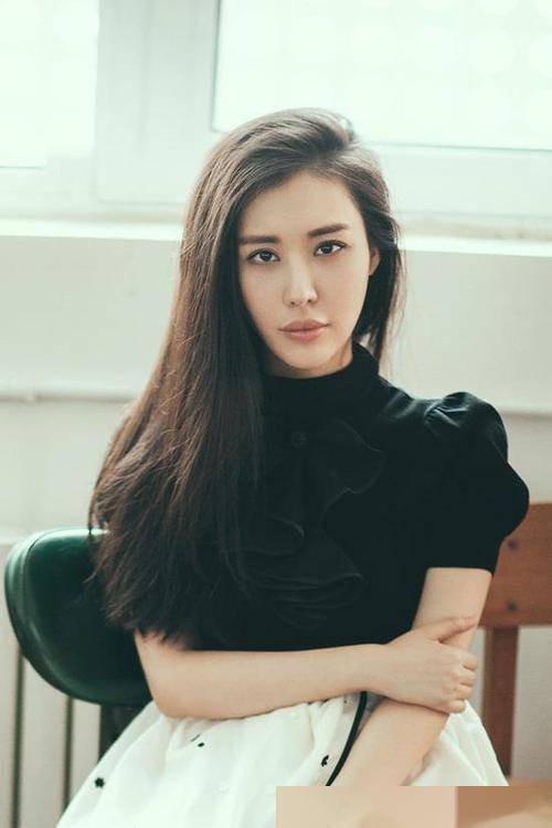 王石妻子田朴珺,美貌,才华,魅力三位一体,令人赞叹不已!