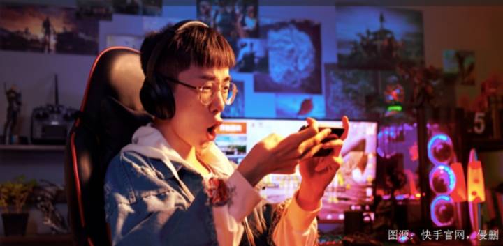 赚钱能力飙升之际,快手"抄底"自己?