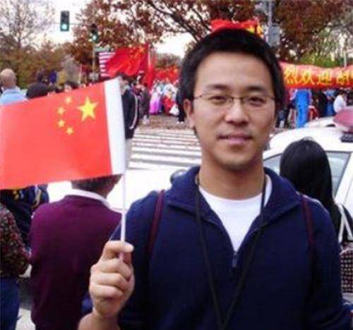 很多人可能会觉得,这朱海洋在精神上是不是有些问题?其实并不然.