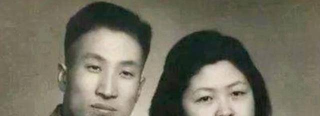 马丹林心中的热血在这一刻全盘爆发,弃笔从戎是他最终的决定,马丹林