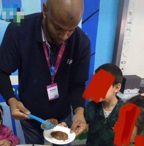 宁工院黑人外教事件的"怒与智",期待结束之时,也是新生的开始