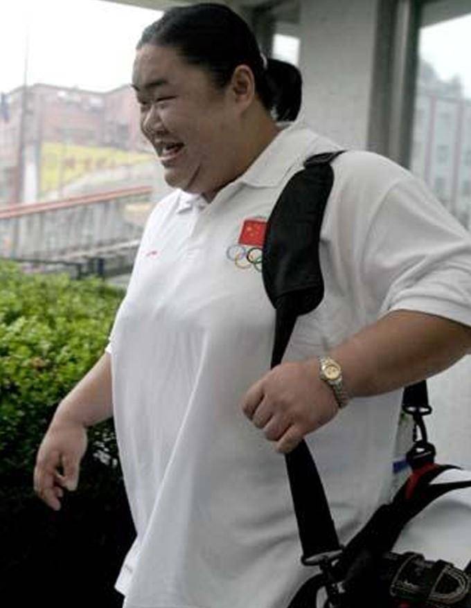 运动员唐功红:奥运会上舍命一举,为国夺冠后七窍流血,现况如何