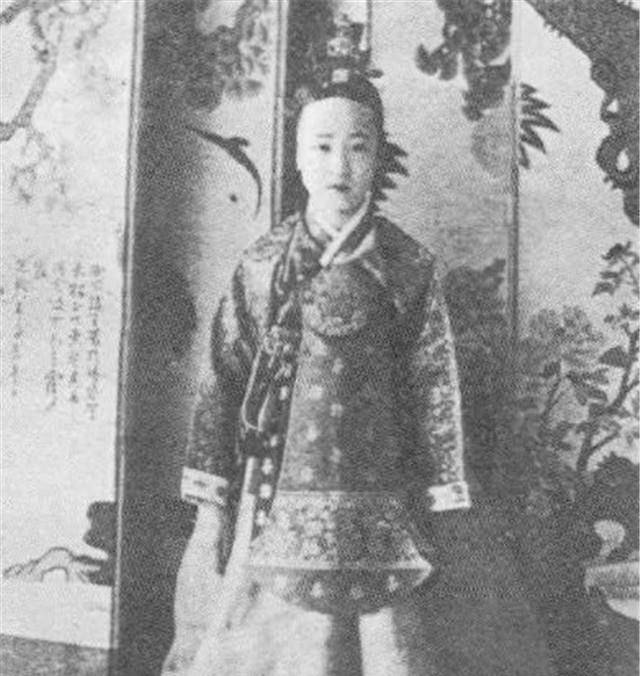 李德惠:末代翁主,7年的宠爱无限,换来38年囚禁,直至失爱疯癫