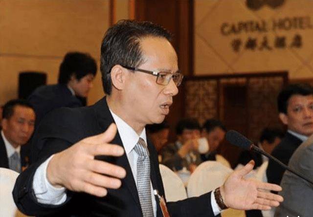 东莞"太子辉",靠理发店起步,做到大酒店,最终因此锒铛入狱
