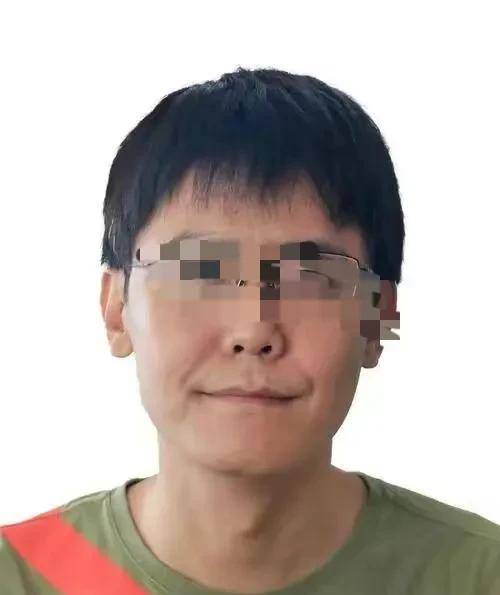 2002年,"硫酸泼熊"的清华学子刘海洋,已成为中科院高级专家