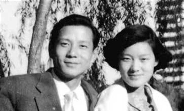 在陈度与谈雪卿的谈判中,陈调元请来的律师是当时上海有名的章士钊,在