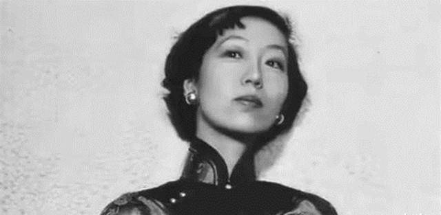 张爱玲将270万遗产赠好友,却对弟弟表示"勉强够用",有隐情?