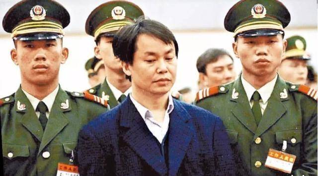 悍匪张子强:绑架香港富豪,被判死刑后,妻子携20亿巨款逃往美国