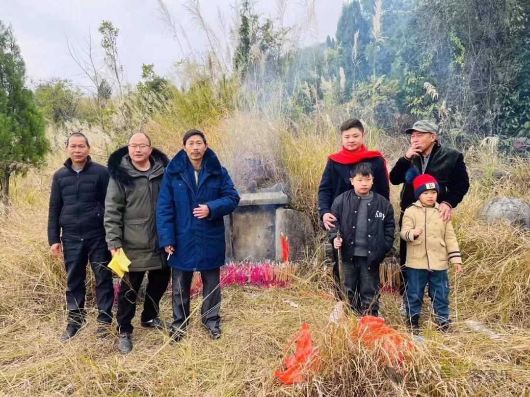 秀篆迁广西恭城宗亲赴"江夏,福建,江西,广东"祭祖寻根