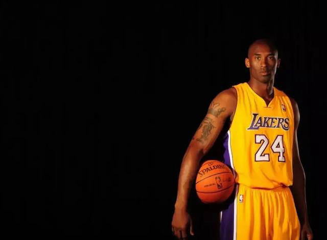 湖人王朝兴衰:奥尼尔离去,科比坚守的传奇