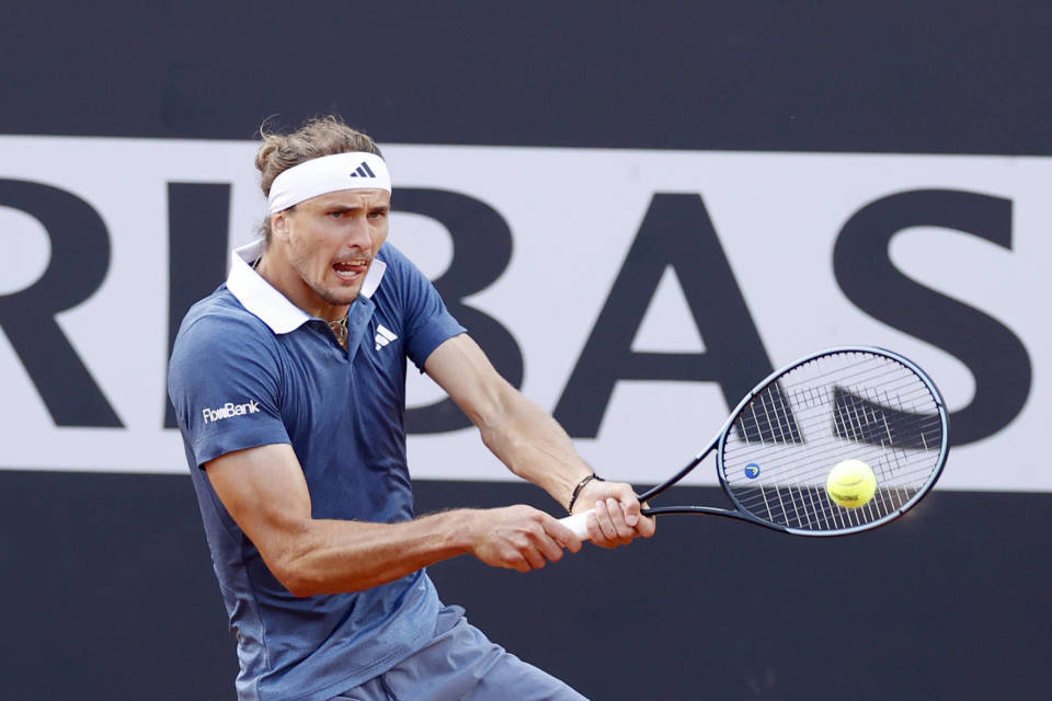 幸灾乐祸?28岁梅德韦杰夫调侃紫薇首轮遇纳达尔,网友:啥心态