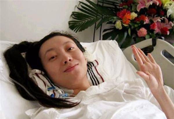 张艺谋一生的痛:奥运彩排时,她从高空坠落致终身残疾,现状如何_刘岩