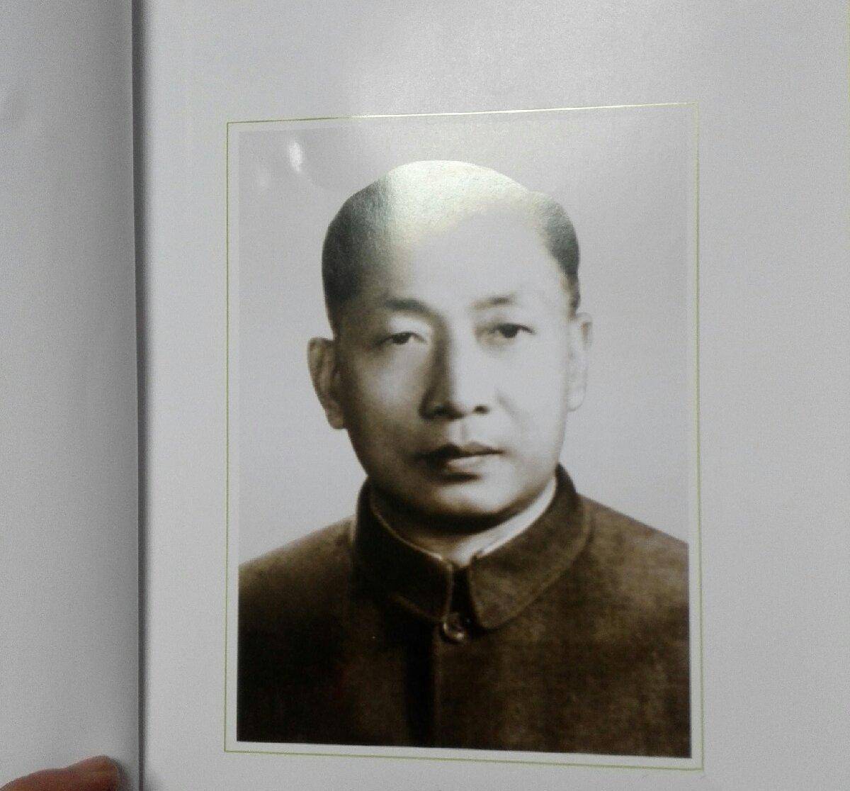 他官至副部,原上海市副市长,曾主政苏州,还当过华支副政委