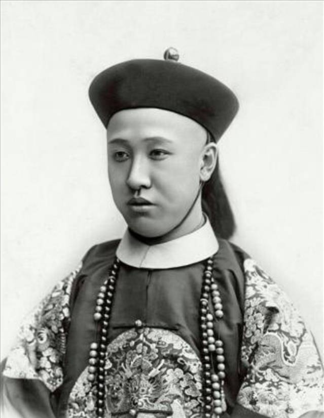 北京老汉藏了一把大刀,刀上有白虹二字_史可法_清朝_爱新觉罗