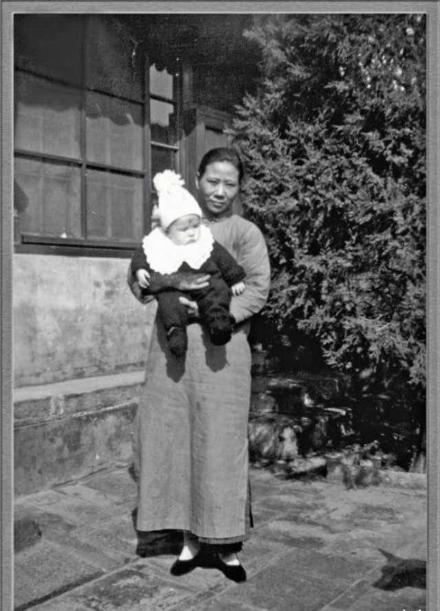 外国弃婴被中国夫妇收养,一辈子为中国奔波,就一句:报效祖国_李忆祖