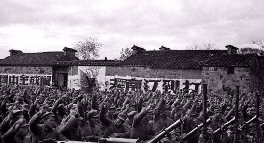 第二野战军9个军军长,只有3位曾担任纵队司令员,他们都是谁?