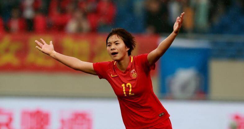 王霜:疫情捐款60万,上演"大四喜"扶不起女足,直言"尽力了"