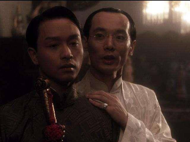 当年一部《霸王别姬》,要不是葛优,张国荣一个人就把内地演员衬没了