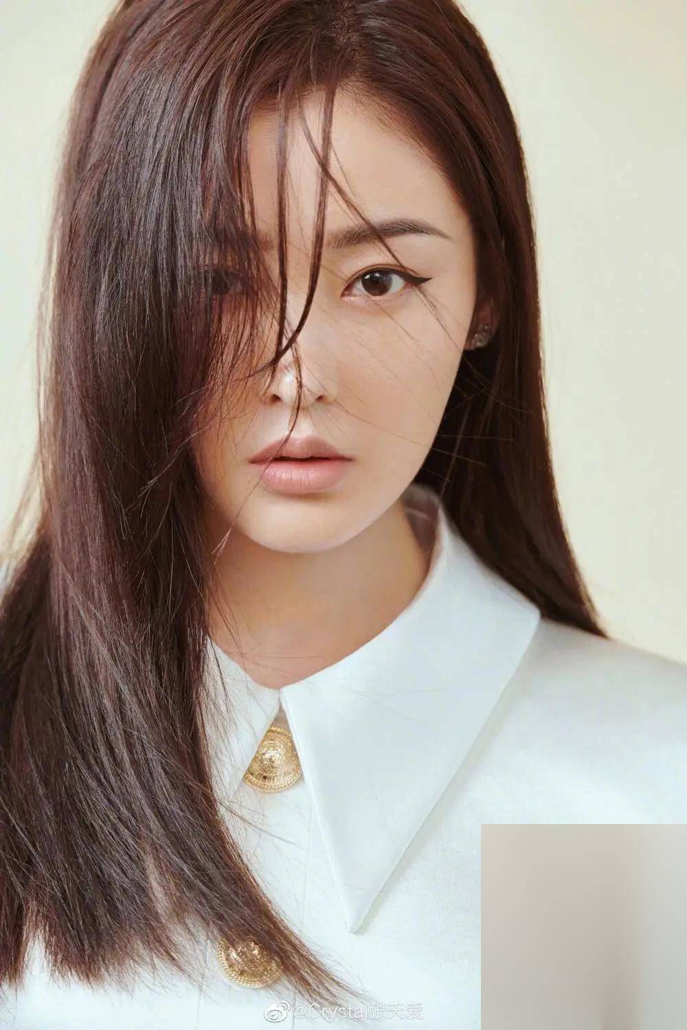 张天爱展现美貌与才华,性感身材让人难以忘怀!_锻炼_魅力_生活