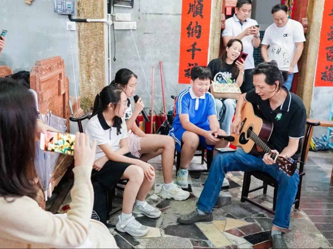 追踪爱心小红书520示爱现场!