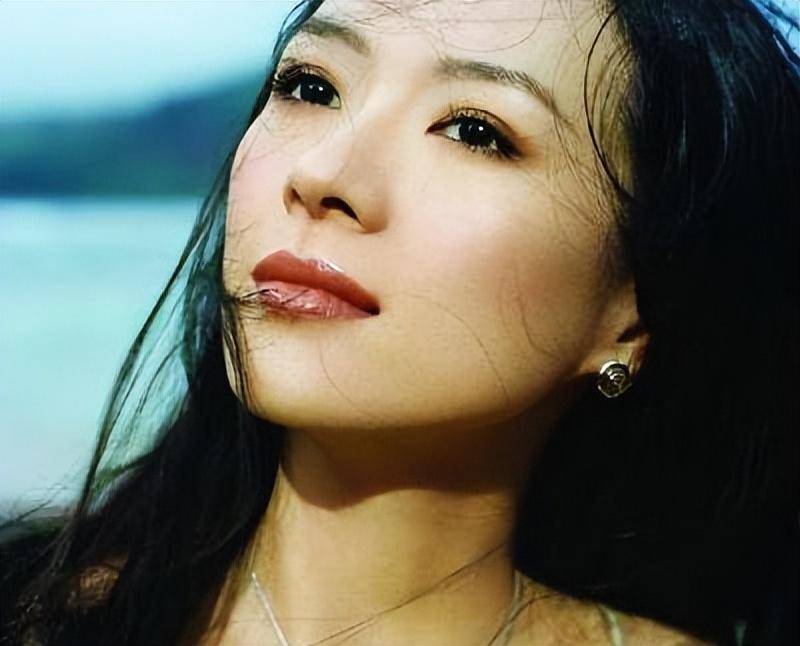 17岁时的章子怡撩人心弦吗?