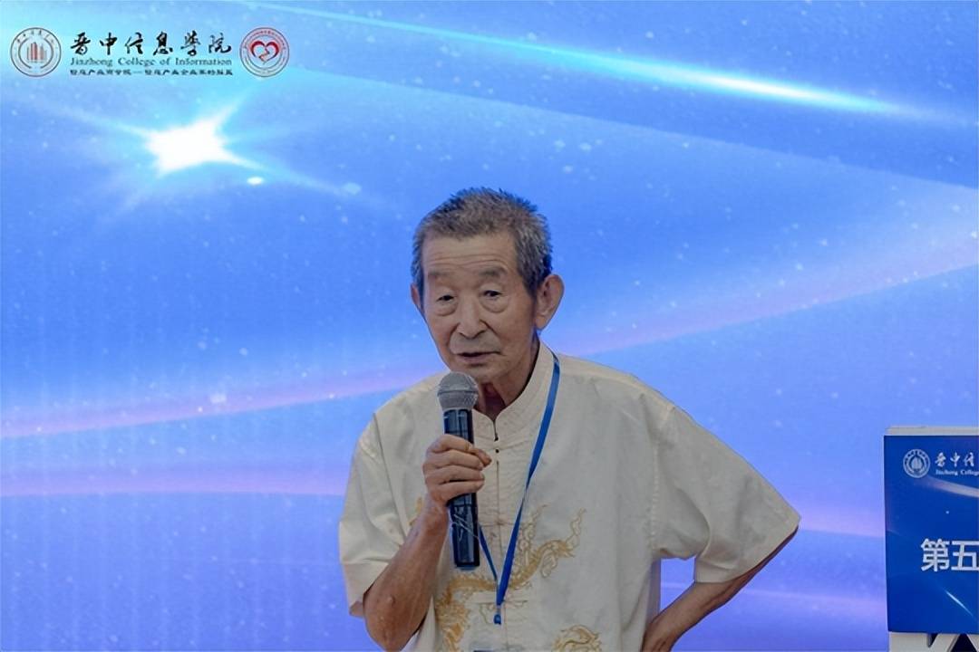 山西百名专家参加晋中信息学院"高招峰会"暨"校园开放日"活动