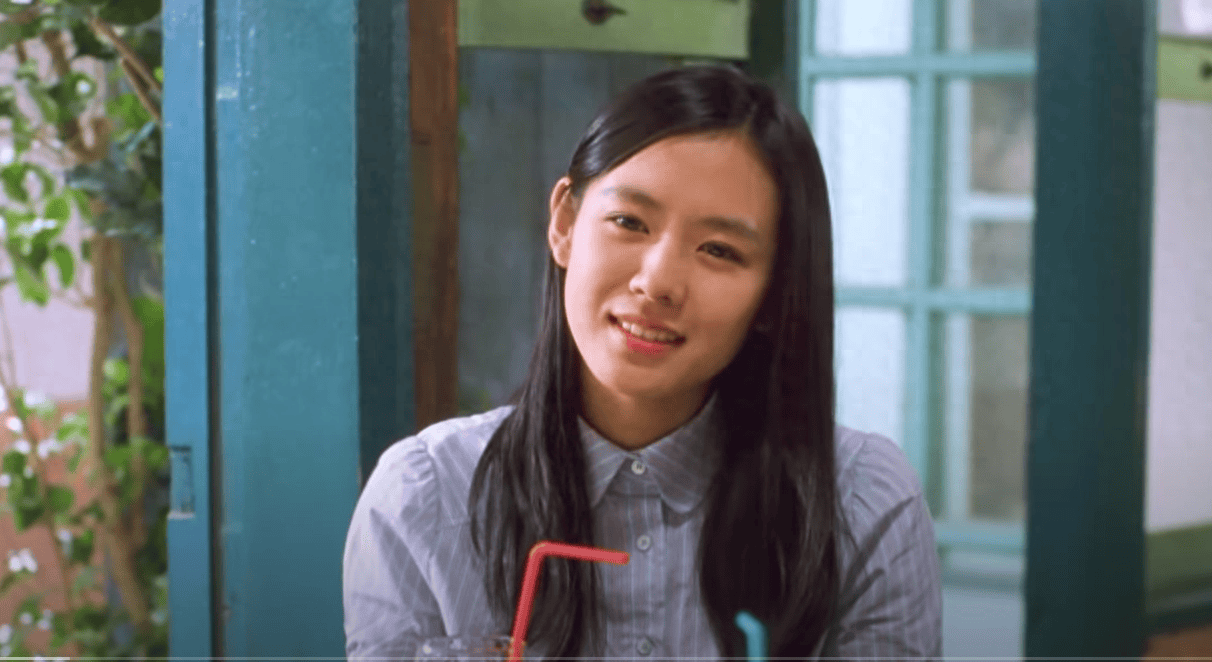 孙艺珍,这位42岁的女神,以其独特的美貌和知性气质征服了无数观众的心