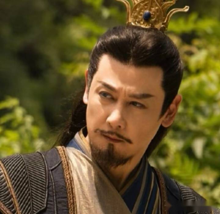 现在嫌他们老,当年追成狗!这些"半老"的男星,当年都是大帅哥