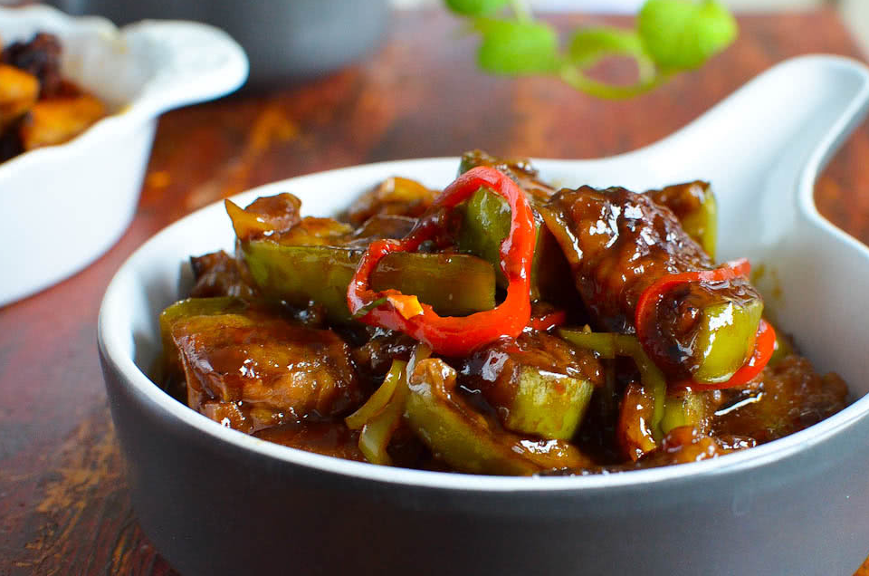 这盘茄子,上桌秒光,汤都没有给我留,超级下饭,而且很好吃!