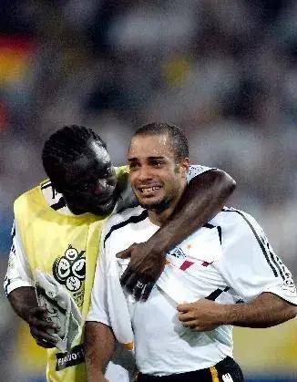 百米速度达到10秒5,职业生涯只有十年,28岁退役不意外_奥登_德国_比赛