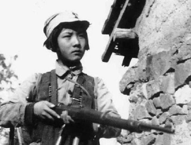26年后,上甘岭坑道女兵刘禄曾,在纽约餐馆被当年美战俘一眼认出