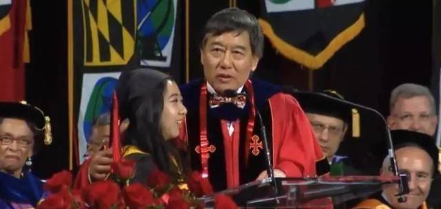 4年前,发誓为"伟大祖国"效忠的中国博士赵潘书,如今现状如何